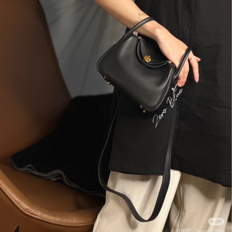 愛馬仕 Hermès mini lindy 一代 黑色金釦-4