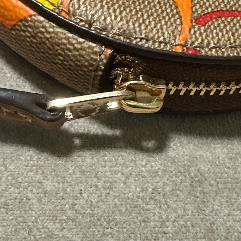 COACH 💫 彩色LOGO零錢包 拉鏈小包-3