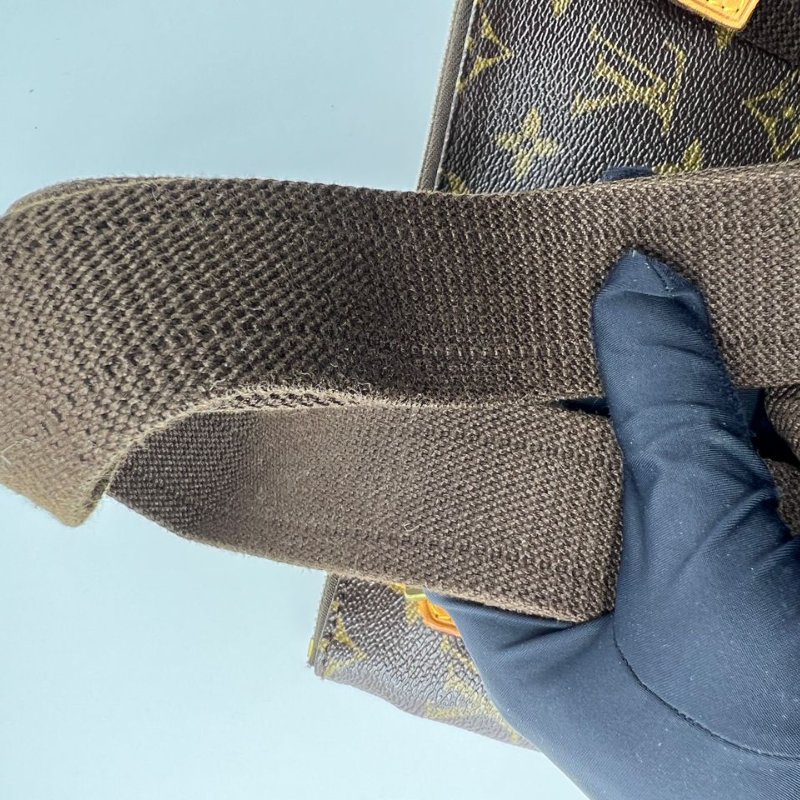 Louis Vuitton Pochette Bosphore 老花斜挎包-16