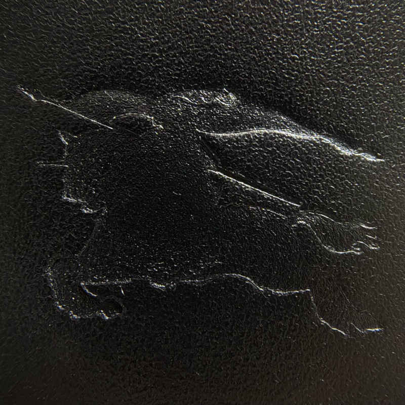 🎁全新盒裝 送禮首選 2025 新款 Burberry 巴寶莉 黑金戰馬皮革5卡名片夾/卡夾-8