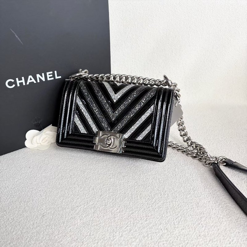Chanel 亮片拼漆皮V紋Leboy小號 黑銀 20*13*5.5 98新配件塵袋-5