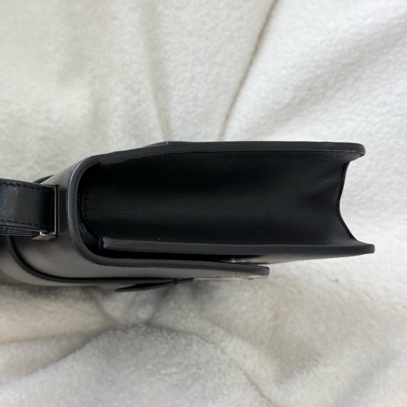 Dior蒙田30 限量黑釦-3