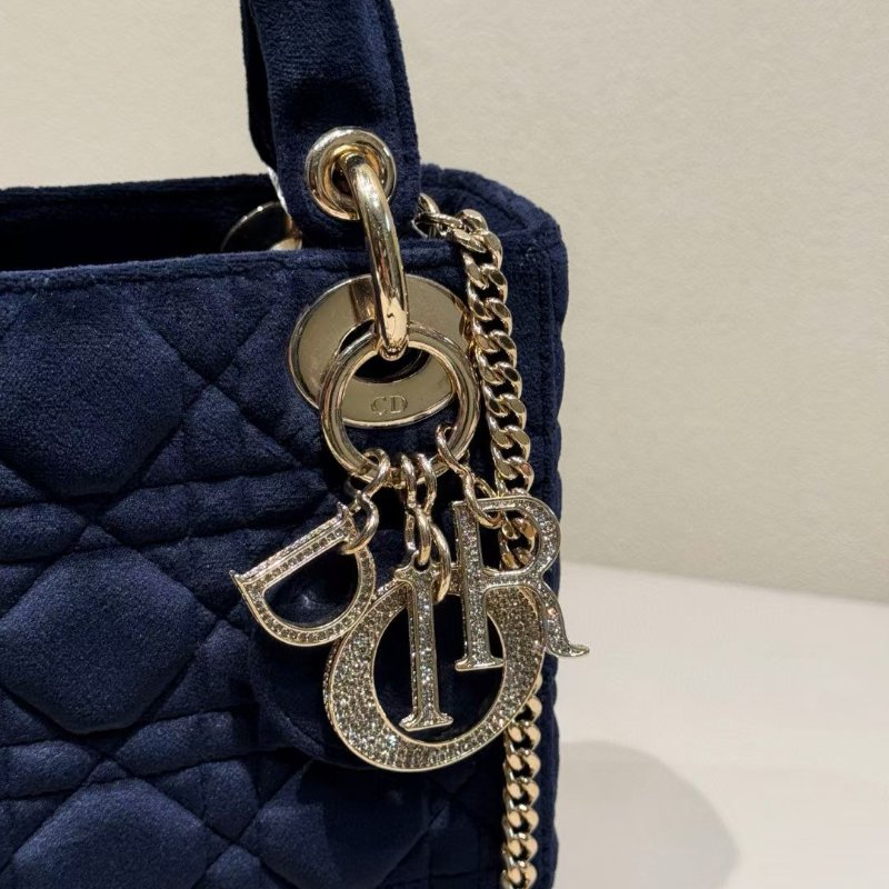 Dior 鑽扣 絲絨 lady黛妃金色滿鑽字母 17*5*15cm 99新配件肩帶 塵袋-2