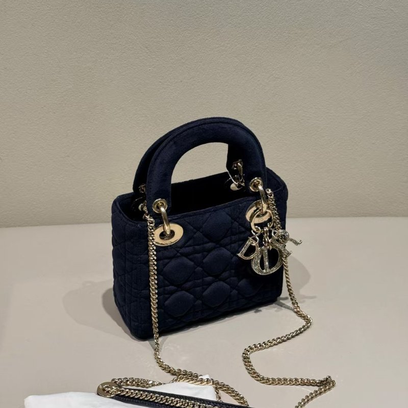 Dior 鑽扣 絲絨 lady黛妃金色滿鑽字母 17*5*15cm 99新配件肩帶 塵袋-6