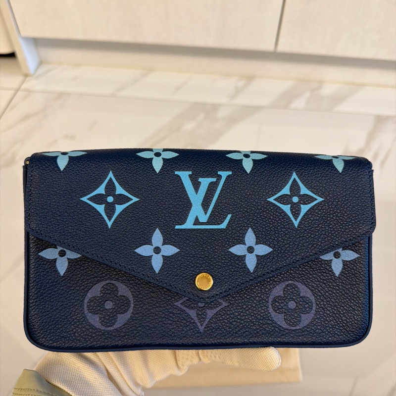 LV Felicie Pochette Monogram壓花-5