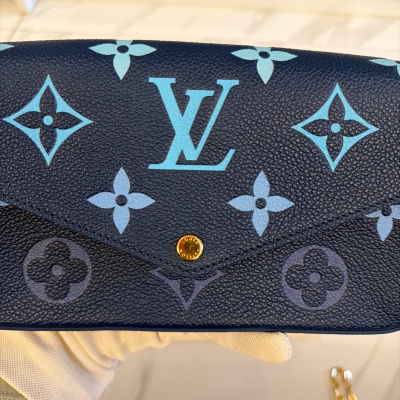LV Felicie Pochette Monogram壓花-6