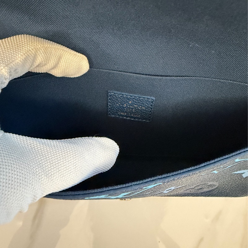 LV Felicie Pochette Monogram壓花-11