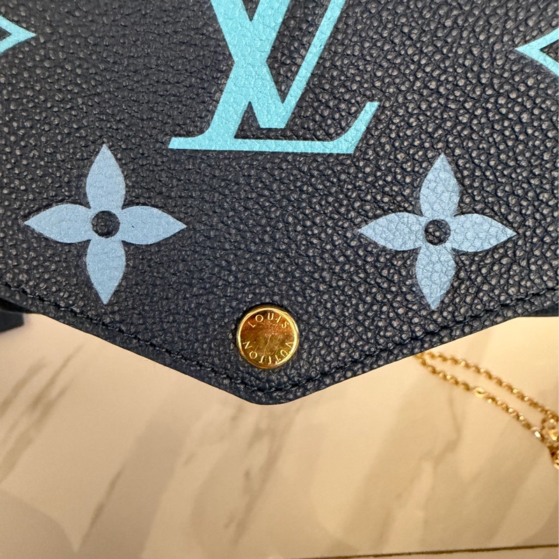 LV Felicie Pochette Monogram壓花-16