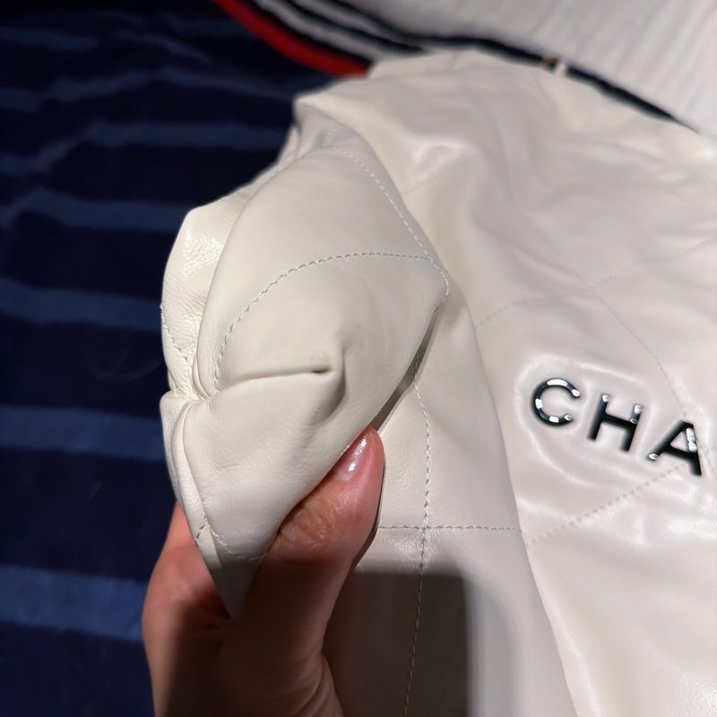 Chanel 22 中型 送labubu-3