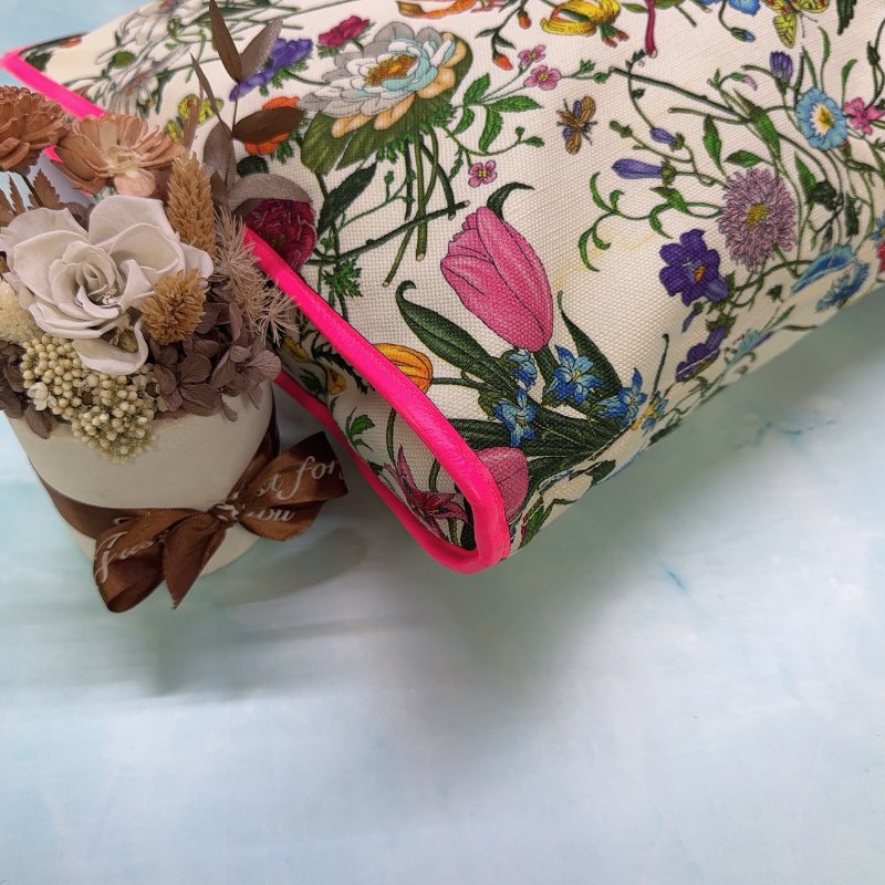 GUCCI Rajah Flora螢光粉大型托特包-6
