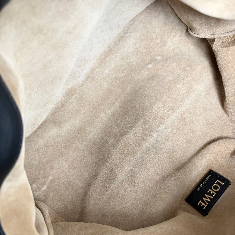 ️Loewe Flamenco福袋包 黑色29*18*10 98新配件塵袋 肩帶 鏈條-7