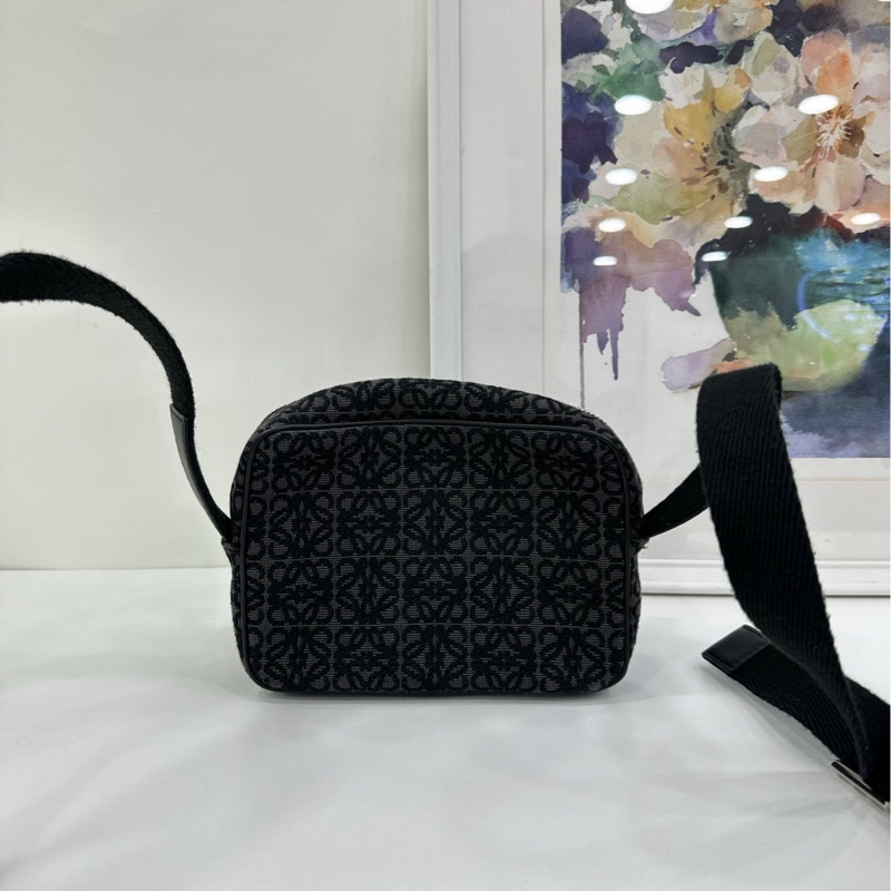 Loewe 羅意威 帆布老花相機斜背包-2