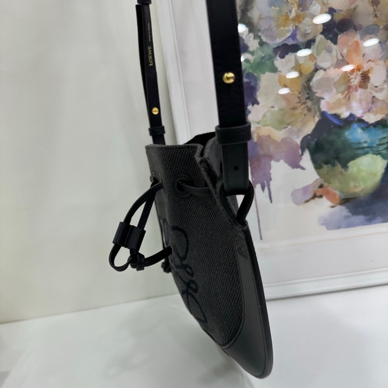 loewe 羅意威 horseshoe 馬蹄包(飛碟包)-4