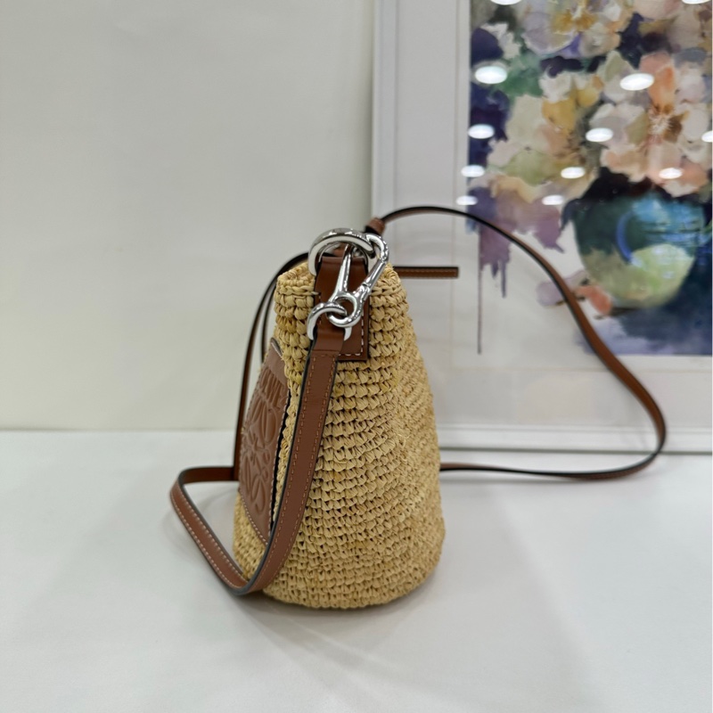 Loewe羅意威編織草編包-3