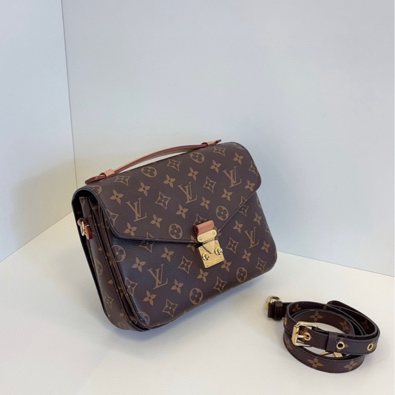 LV 路易威登 Metis 老花郵差包經典-2