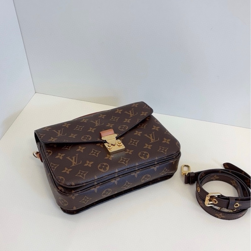 LV 路易威登 Metis 老花郵差包經典-5