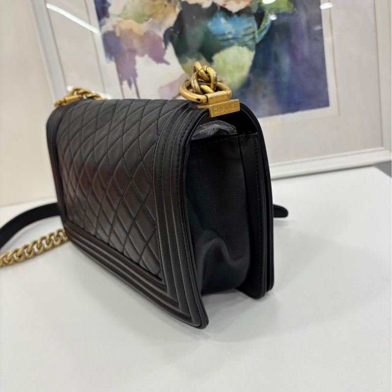 Chanel香奈兒Leboy中黑光面牛皮 25開-3