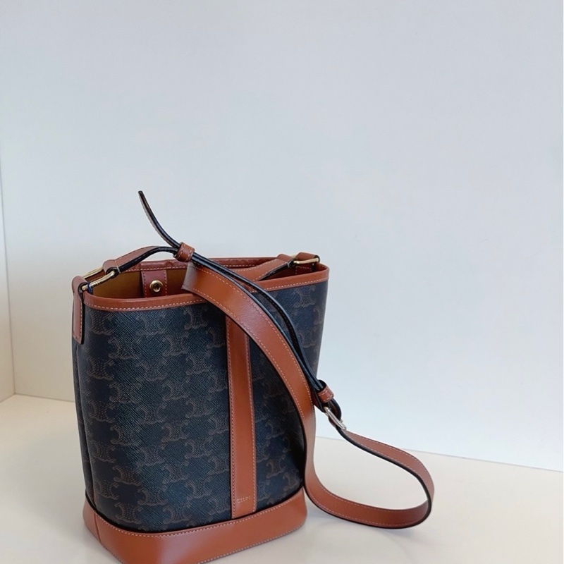 Celine 賽琳 凱旋門老花水桶包 小號-1