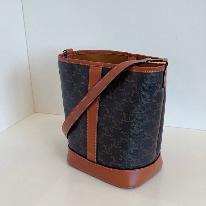 Celine 賽琳 凱旋門老花水桶包 小號-2