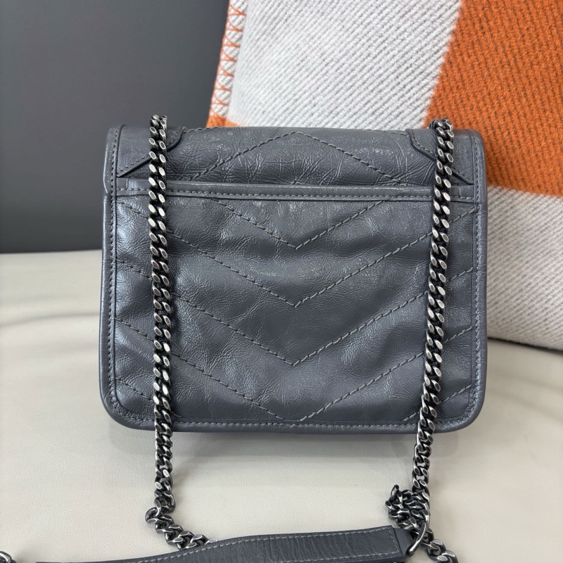YSL 灰色Niki鏈條包-4