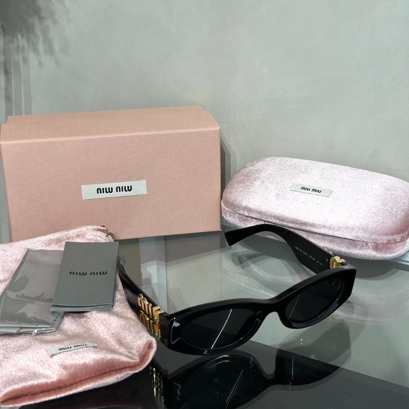 Miu Miu Glimpse 11W太陽眼鏡 - 深灰-8