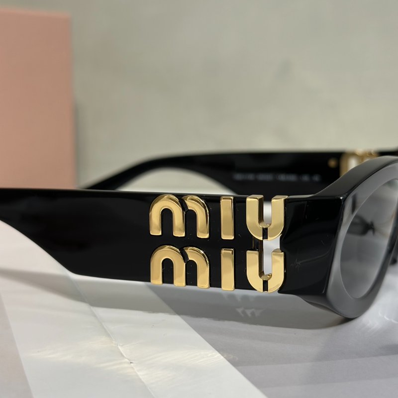 Miu Miu Glimpse 11W太陽眼鏡 - 深灰-4