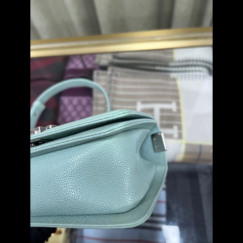 Chanel small Leboy
馬卡龍藍荔枝皮斜紋小號-9