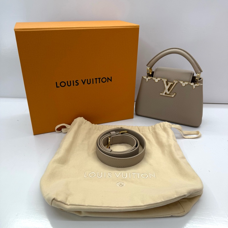 LOUIS VUITTON 路易威登 灰色TAURILLON CAPUCINES MINI 2WAY FLOWER CROWN M11341-2