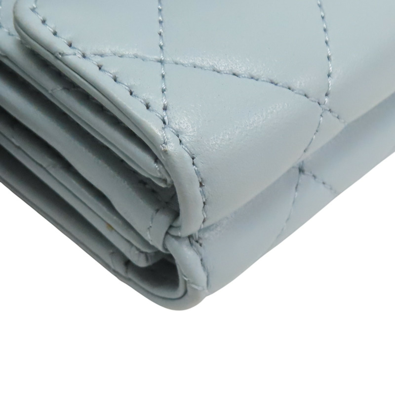 淺藍色 羊皮 翻蓋小錢包 短夾【CHANEL 香奈兒】 AP0230-10