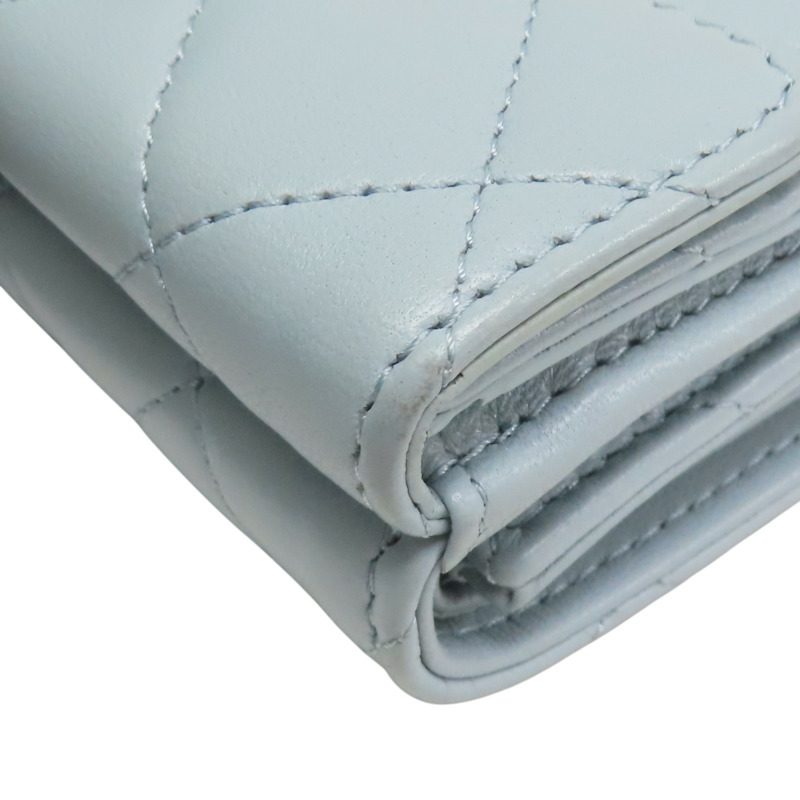 淺藍色 羊皮 翻蓋小錢包 短夾【CHANEL 香奈兒】 AP0230-11