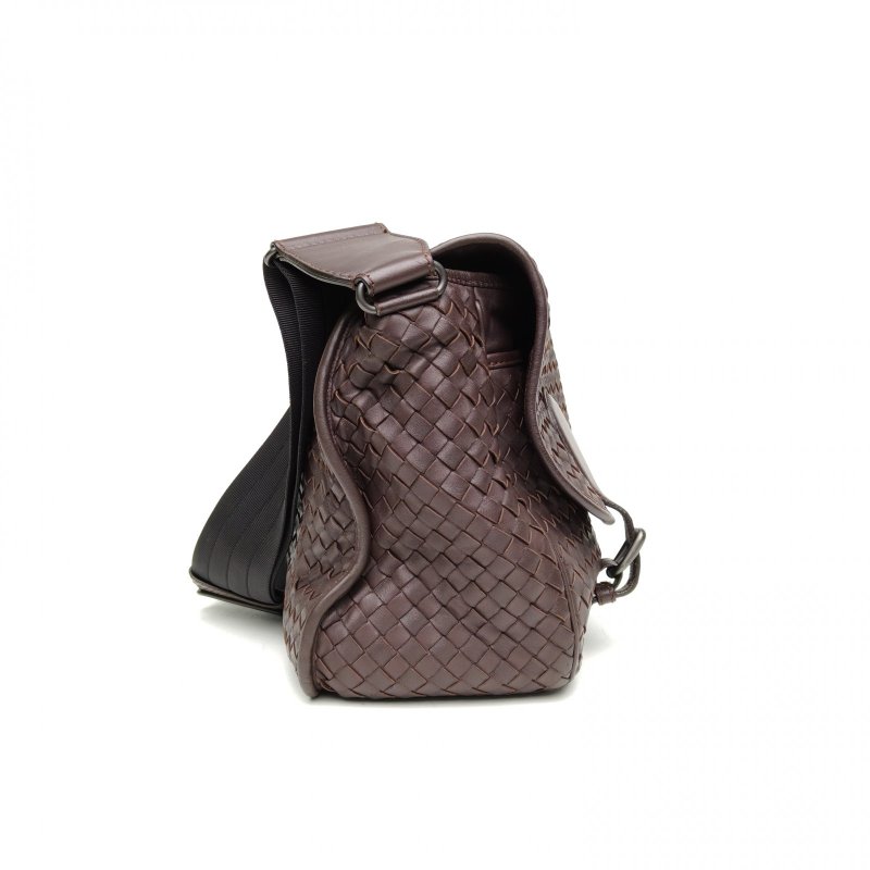 BOTTEGA VENETA 烏木色羊皮經典編織雙眼郵差包肩背包-3