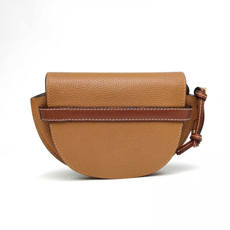 LOEWE Gate馬鞍斜跨包MINI棕色牛皮肩背包-2