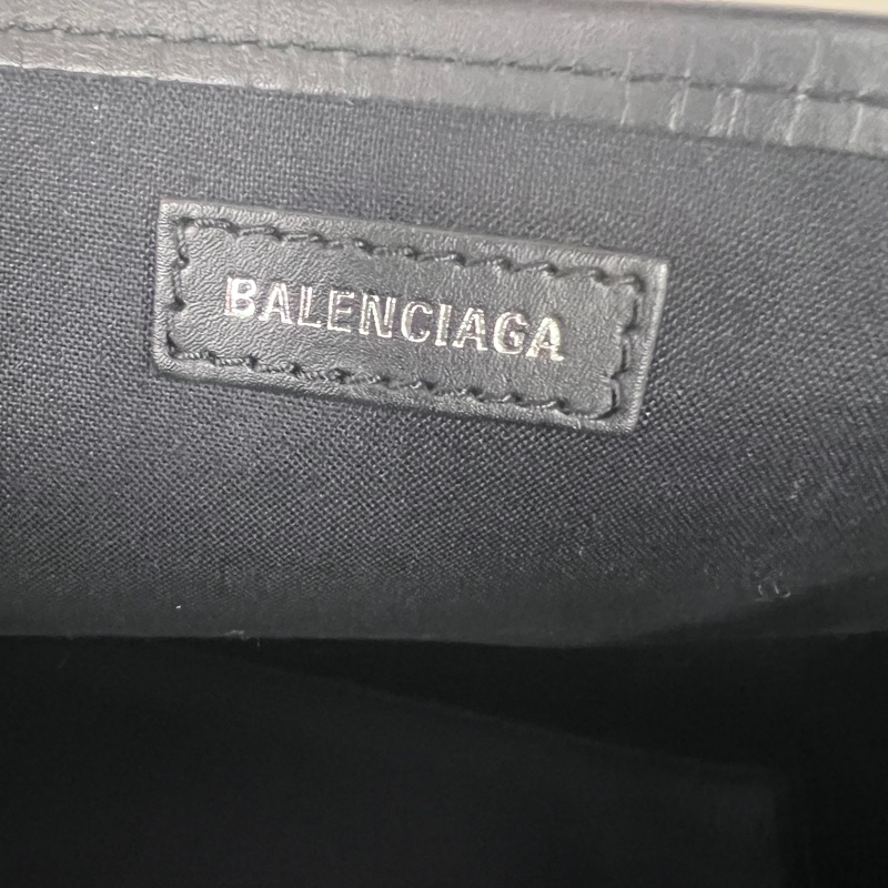 Balenciaga灰PVC拼黑牛皮銀釦滿版logo Navy手提包-13
