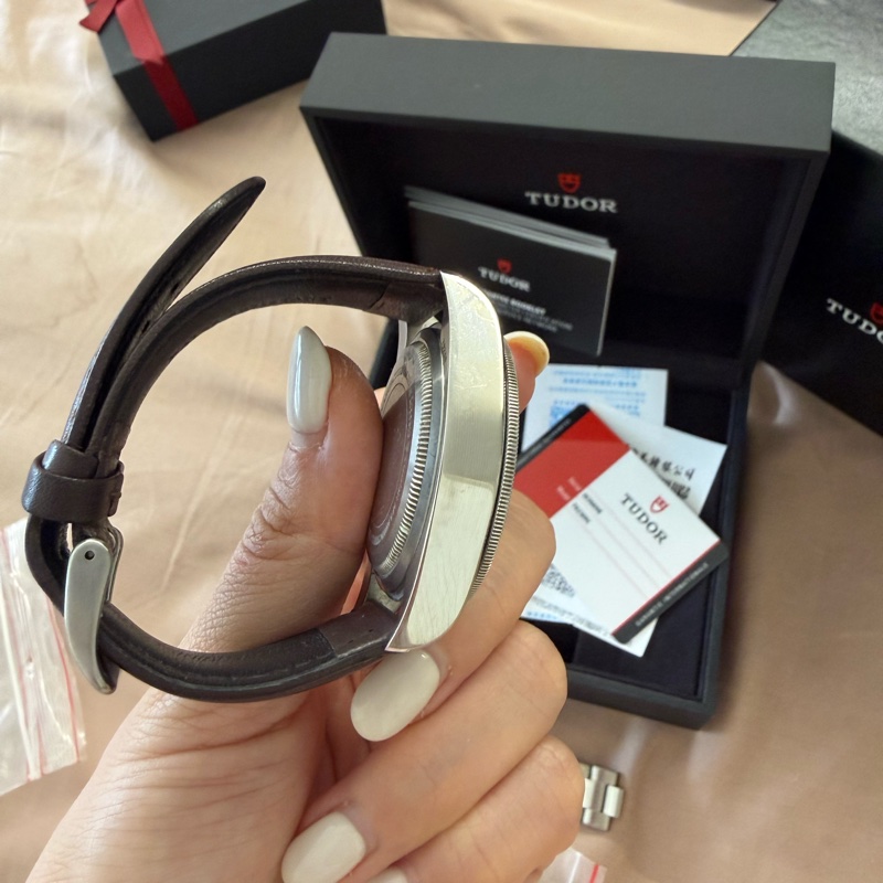 帝舵 TUDOR BLACK BAY 腕錶 79230N 黑面盤機械錶黑水鬼黑金款-4