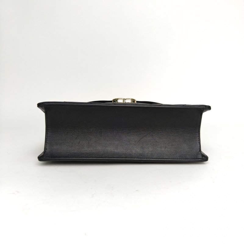 CHANEL 黑色牛皮27開金扣CF季節款口蓋包信封包中號肩背包-4