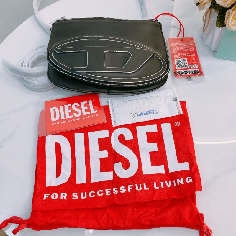 MS0615 Diesel 迪賽 雙包 斜背 腋下 復古造舊 黑色 銀扣 1DR Twin Logo Crossbody Bag Calfskin Black x PHW-10