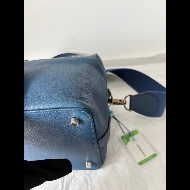 Hermes toolbox 20
牛奶盒子20
瑪瑙藍内拼珍珠灰銀扣
ec皮-6