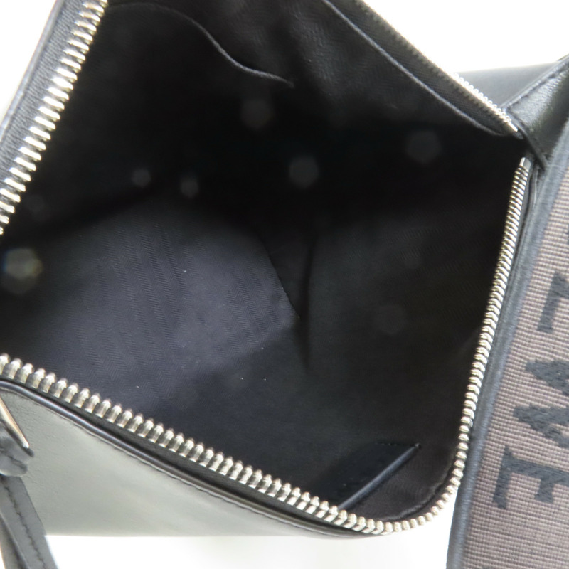 LOEWE 羊皮皮革Cubi肩背袋-5