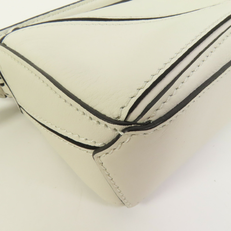 LOEWE 牛皮皮革Nano Puzzle手挽肩背兩用袋-11