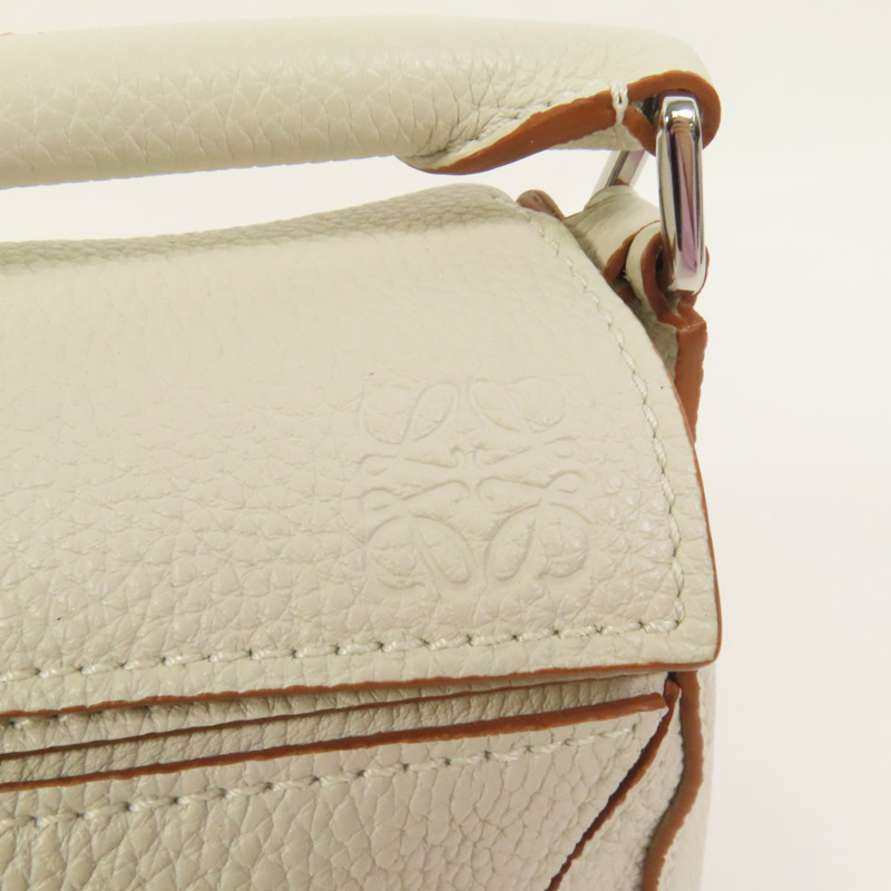 LOEWE 牛皮皮革Mini Puzzle手挽肩背兩用袋-6