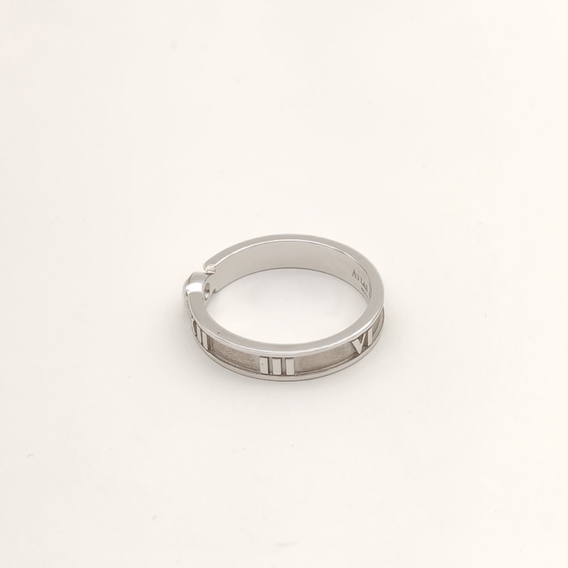 TIFFANY&CO 18K白金羅馬字母單鑽戒指48-2