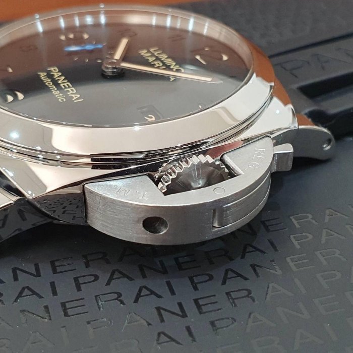 【大眾名錶】PANERAI沛納海 PAM01359 菸草三明治面盤 2017/05 藍色小秒針 大眾名錶B1240-7