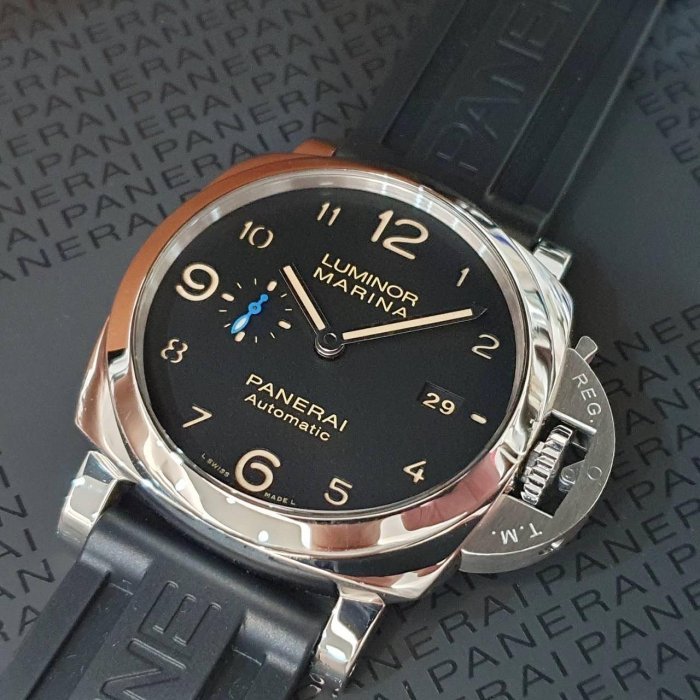 【大眾名錶】PANERAI沛納海 PAM01359 菸草三明治面盤 2017/05 藍色小秒針 大眾名錶B1240-8