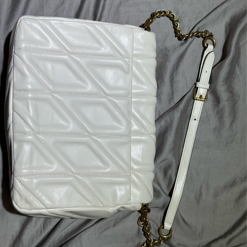 COACH TABBY 絎縫菱格肩背-3