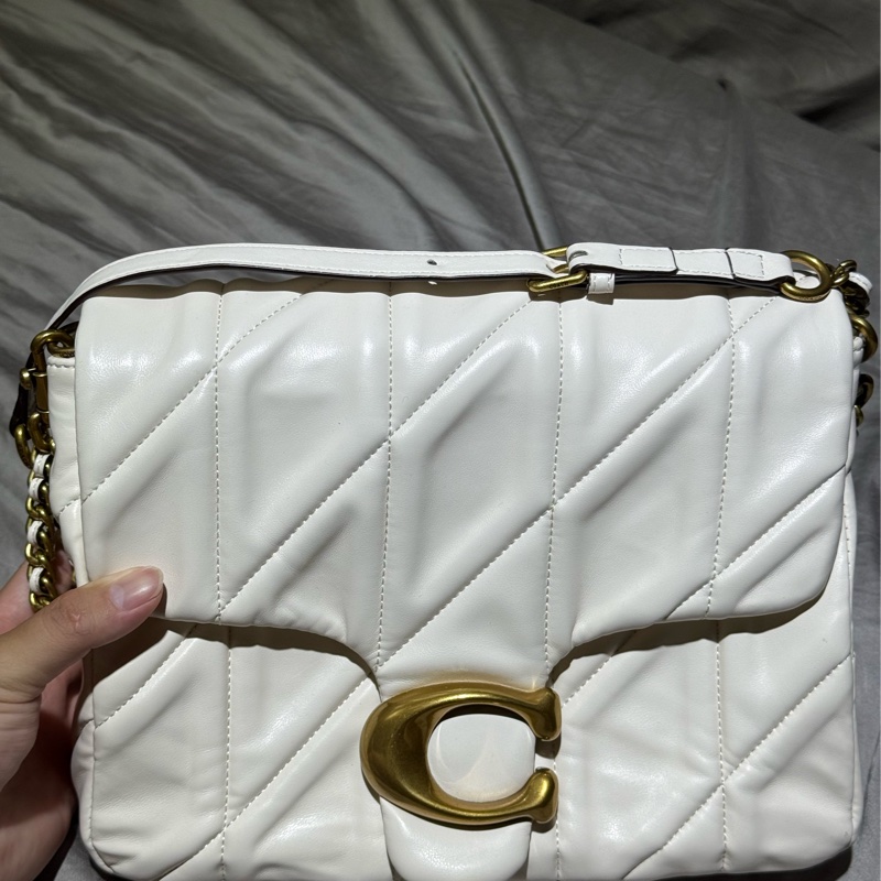 COACH TABBY 絎縫菱格肩背-4