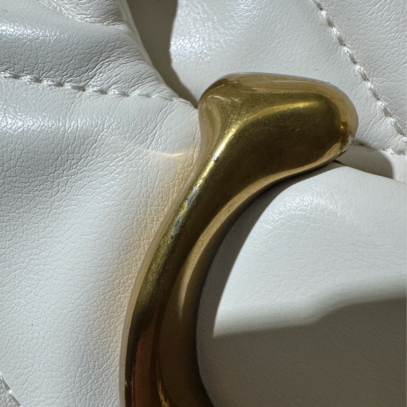 COACH TABBY 絎縫菱格肩背-23