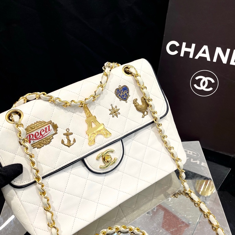 Chanel 香奈儿限量徽章cf-1