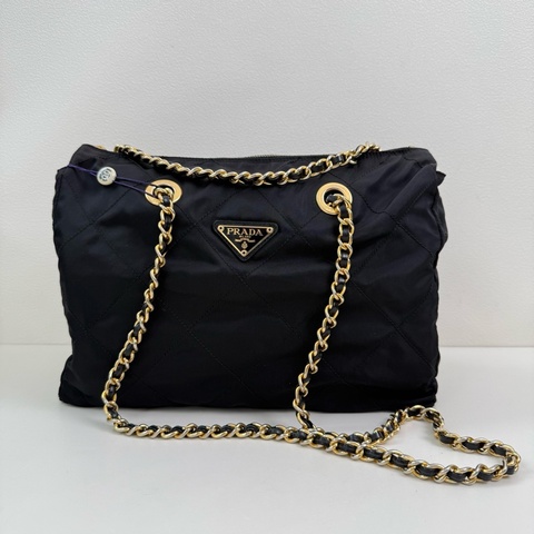 Prada/普拉達 降落傘鏈條單肩包黑色 金扣