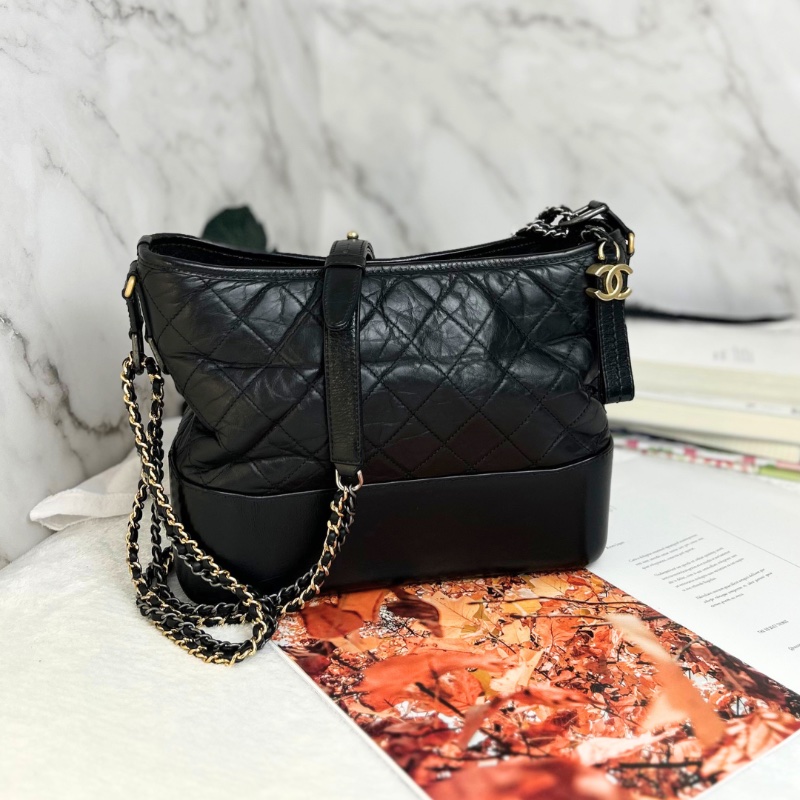 Chanel Gabrielle Hobo 經典中號肩背包流浪包 25開-0