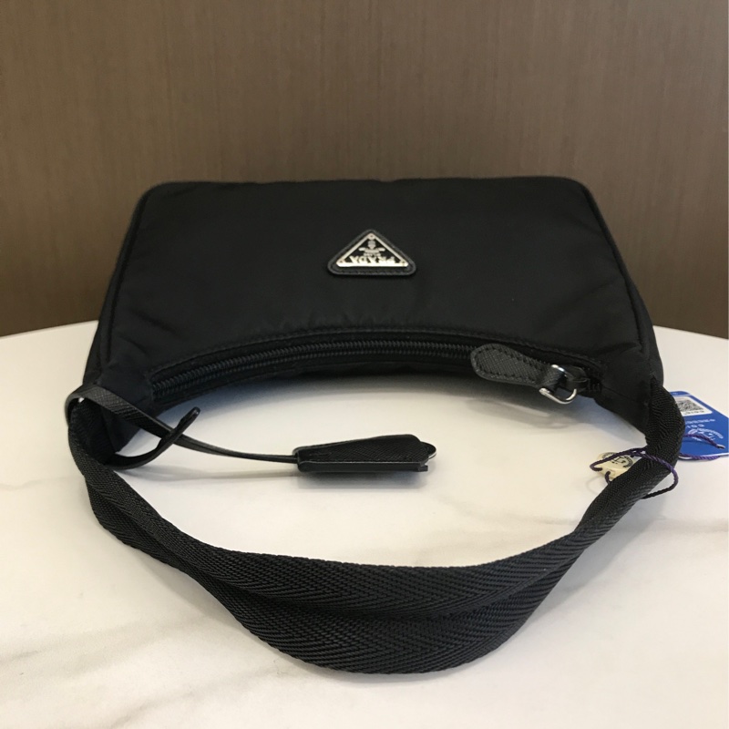 PRADA普拉達hobo 黑色 腋下包手提單肩包-6